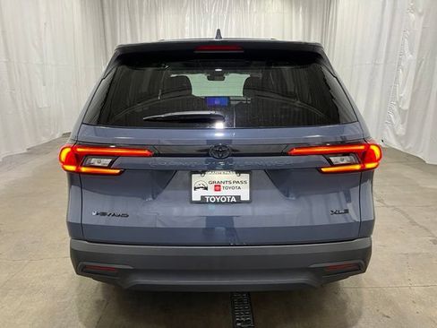 Certified 2024 Toyota Grand Highlander AWD Hybrid image 5