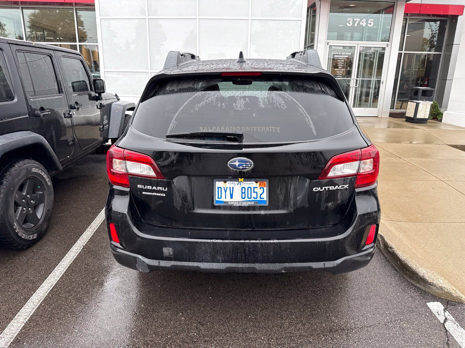 Used 2016 Subaru Outback 2.5i Premium AWD/4WD image 6