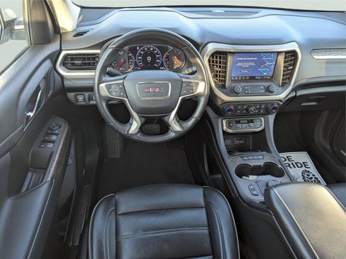 Used 2022 GMC Acadia Denali image 17