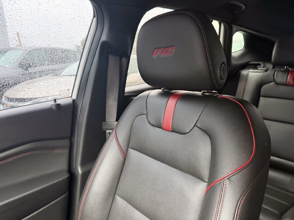 Used 2024 Chevrolet Trax RS w/ Sunroof Package FWD image 20