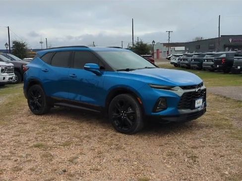 Used 2020 Chevrolet Blazer RS image 2