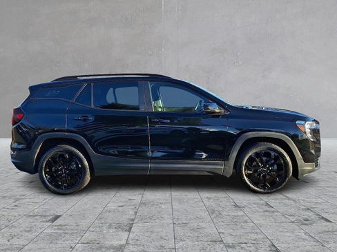 Used 2022 GMC Terrain SLE w/ Driver Convenience Package image 12