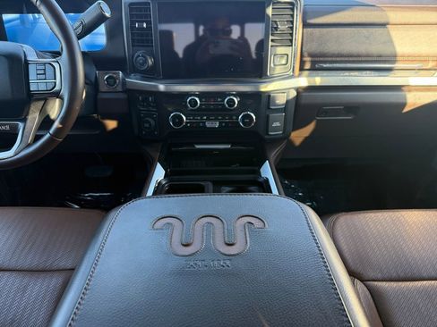 Used 2025 Ford F350 King Ranch w/ Chrome Package image 13