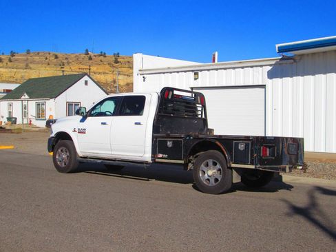 Used 2018 RAM 2500 Big Horn AWD/4WD image 4