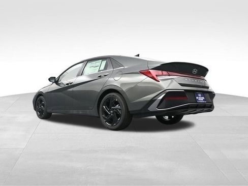 New 2026 Hyundai Elantra SEL Sport Premium FWD image 34