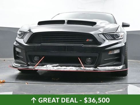 Used 2017 Ford Mustang GT Premium w/ GT Performance Package image 43