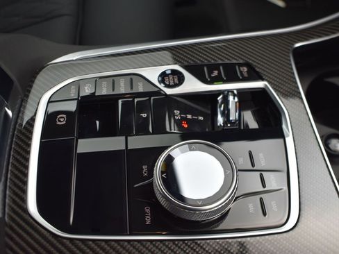 New 2026 BMW X5 M60i image 23