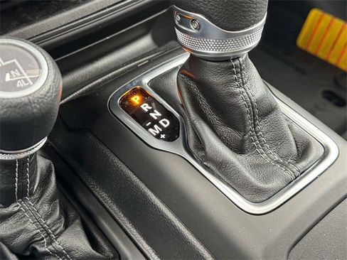 New 2026 Jeep Gladiator Sport image 13