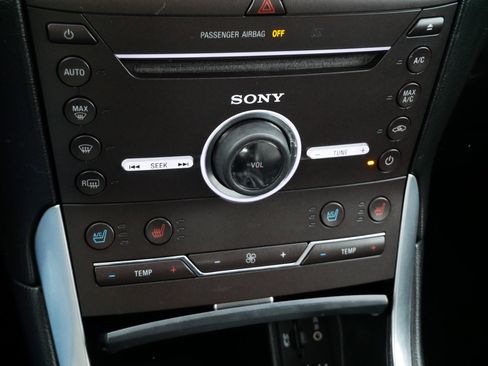 Used 2015 Ford Edge Titanium w/ Equipment Group 301A image 23