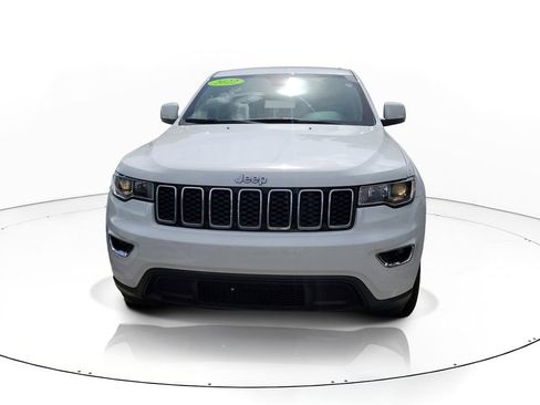 Used 2022 Jeep Grand Cherokee Laredo E w/ Security & Convenience Group AWD/4WD image 2