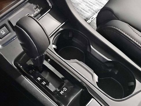 New 2026 Subaru Ascent Limited Bronze image 32