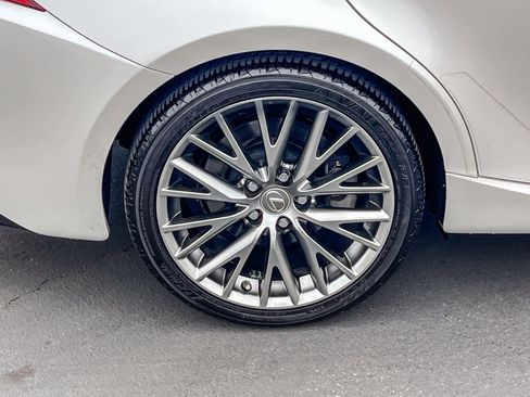 Used 2018 Lexus IS 300 image 10