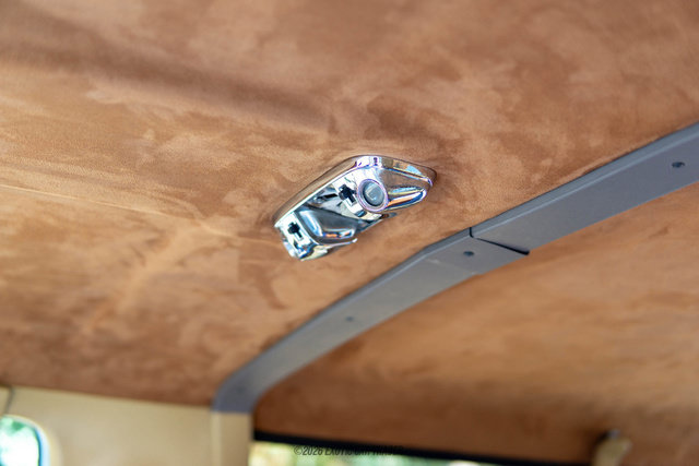 Used 1993 Ford Bronco Eddie Bauer AWD/4WD image 35
