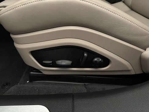 New 2025 Porsche Panamera image 16