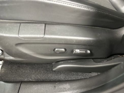 Used 2019 Buick Encore Sport Touring AWD/4WD image 10