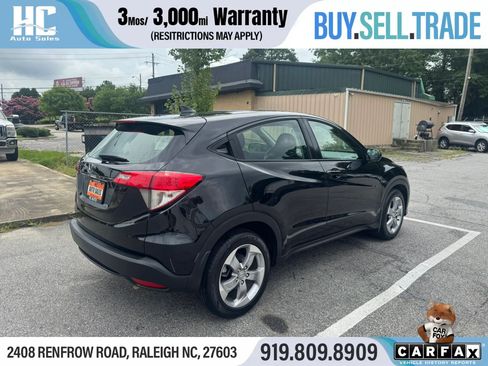 Used 2019 Honda HR-V LX image 6