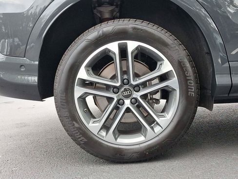 Certified 2025 Audi Q5 Premium w/ Convenience Package AWD/4WD image 8