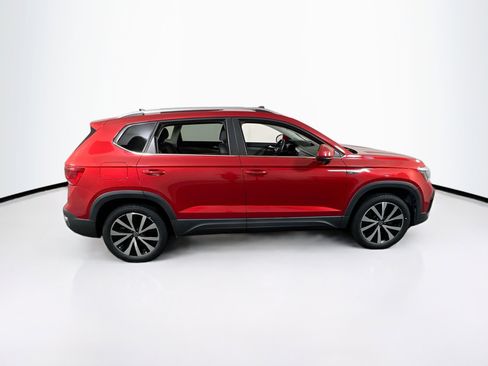 Used 2022 Volkswagen Taos SE AWD/4WD image 4