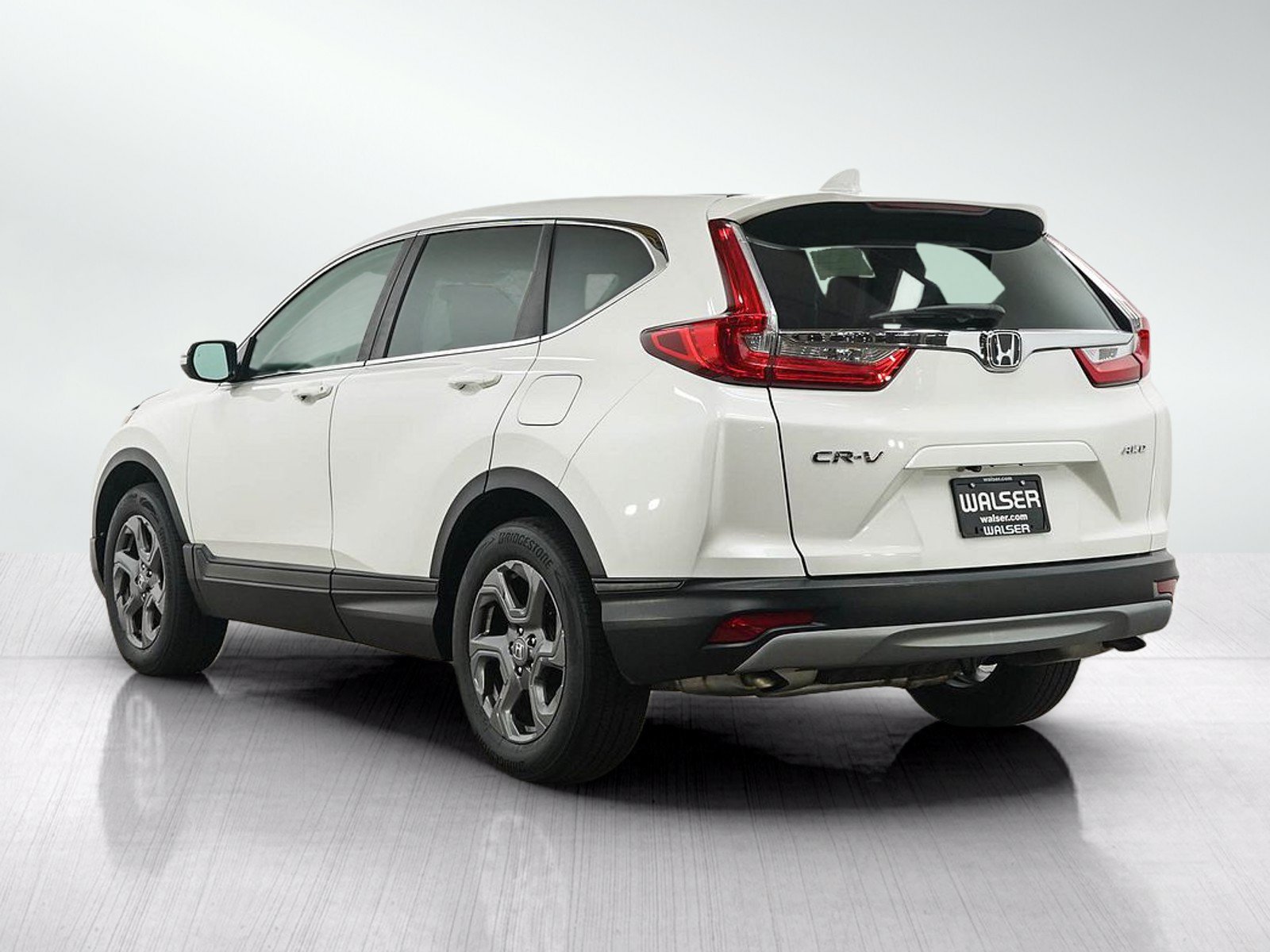 Used 2018 Honda CR-V EX image 3