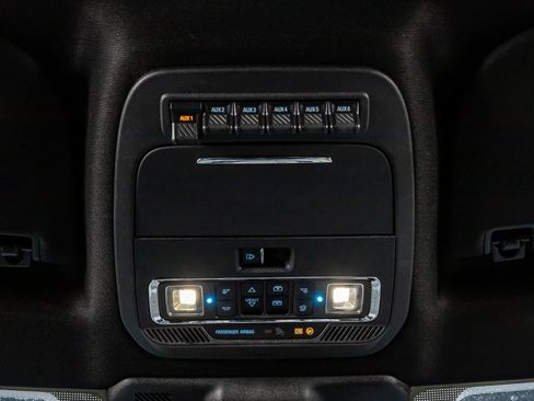 Used 2024 Ford F350 Platinum AWD/4WD image 15