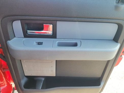Used 2012 Ford F150 XLT w/ XLT Chrome Pkg image 21