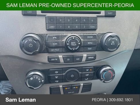 Used 2009 Ford Focus SE FWD image 3