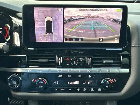 New 2026 Nissan Pathfinder SL w/ SL Premium Package (P04) AWD/4WD image 31