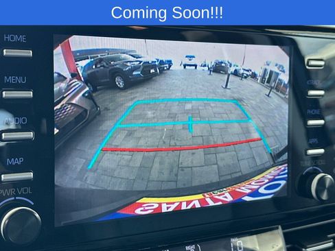 Used 2023 Toyota Sienna XLE image 21