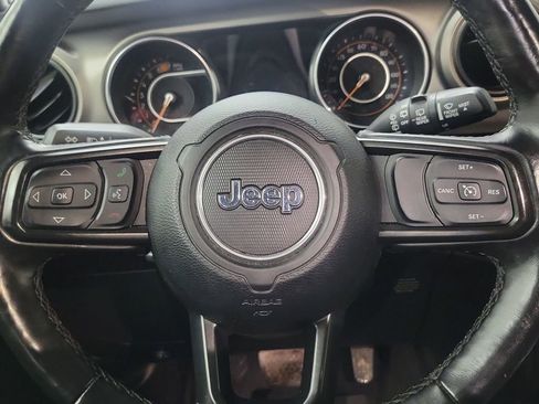 Used 2021 Jeep Wrangler Unlimited Willys image 20