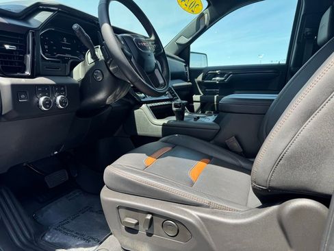 Used 2024 GMC Sierra 1500 AT4 AWD/4WD image 16