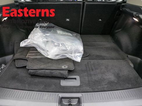 Used 2023 Nissan Ariya FWD image 9