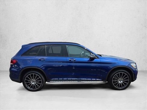 Used 2021 Mercedes-Benz GLC 300 4MATIC image 3