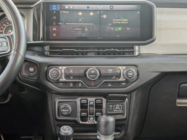 Used 2025 Jeep Gladiator Sport AWD/4WD image 15