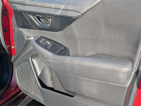 Used 2025 Subaru Outback Premium image 32