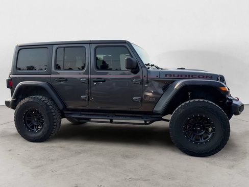 Used 2019 Jeep Wrangler Unlimited Rubicon w/ Cold Weather Group AWD/4WD image 4