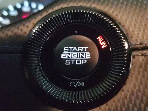 Used 2025 Jeep Compass Latitude w/ Altitude Special Edition image 27