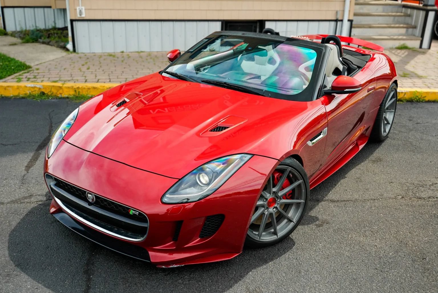 Used 2016 Jaguar F-TYPE R AWD/4WD image 12