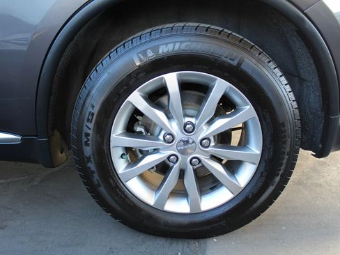 Used 2018 Dodge Durango SXT w/ Quick Order Package 2BB AWD/4WD image 37