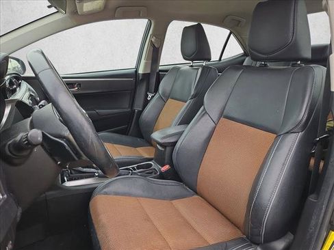 Used 2015 Toyota Corolla S image 15