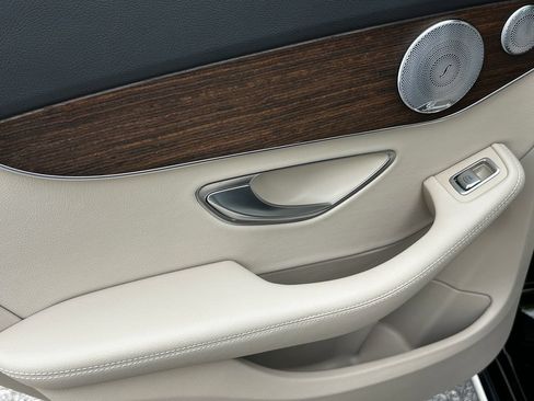 Certified 2021 Mercedes-Benz C 300 4MATIC Sedan image 24