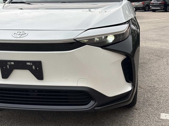 Used 2024 Toyota bZ4X AWD w/ Weather Package image 9