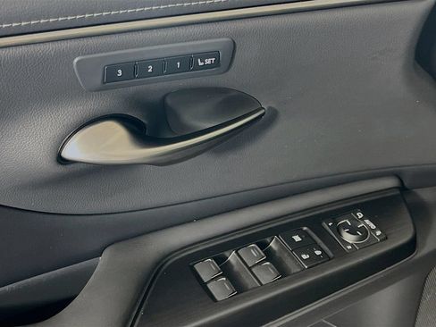 Used 2021 Lexus ES 300h w/ Premium Package FWD image 10