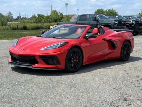 Used 2025 Chevrolet Corvette Stingray Preferred Conv w/ Z51 Performance Package RWD image 1