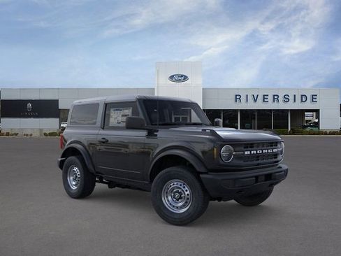 New 2025 Ford Bronco 2-Door image 7