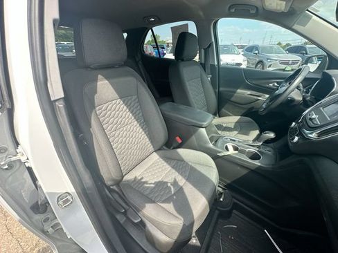 Used 2021 Chevrolet Equinox LT FWD image 31