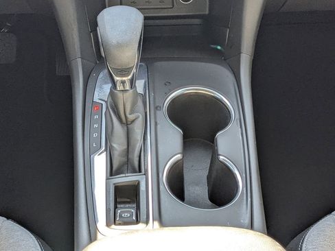 Certified 2024 Chevrolet Equinox LS image 21