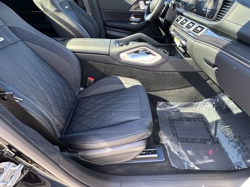 New 2026 Mercedes-Benz GLS 63 AMG 4MATIC image 17