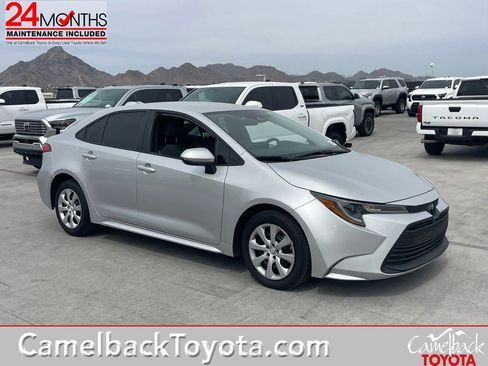 Used 2024 Toyota Corolla LE FWD image 1