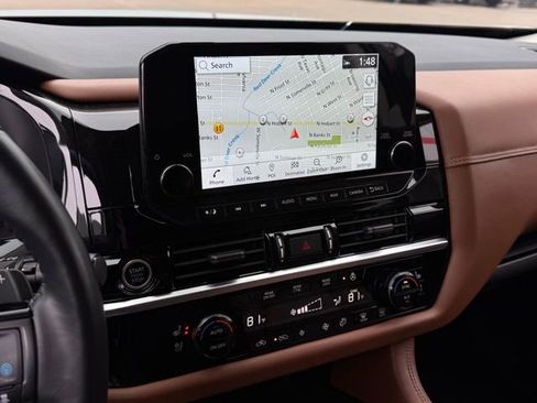 Used 2022 Nissan Pathfinder Platinum w/ Cargo Package image 30