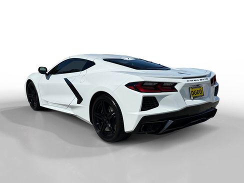 New 2026 Chevrolet Corvette Stingray Premium Cpe w/ Z51 Performance Package image 3